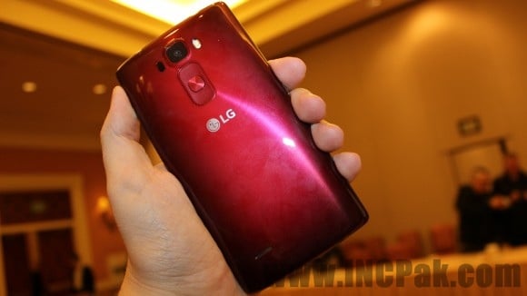 LG G Flex 2