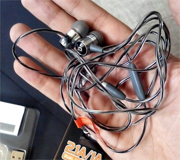 Bytes Overload Earphones