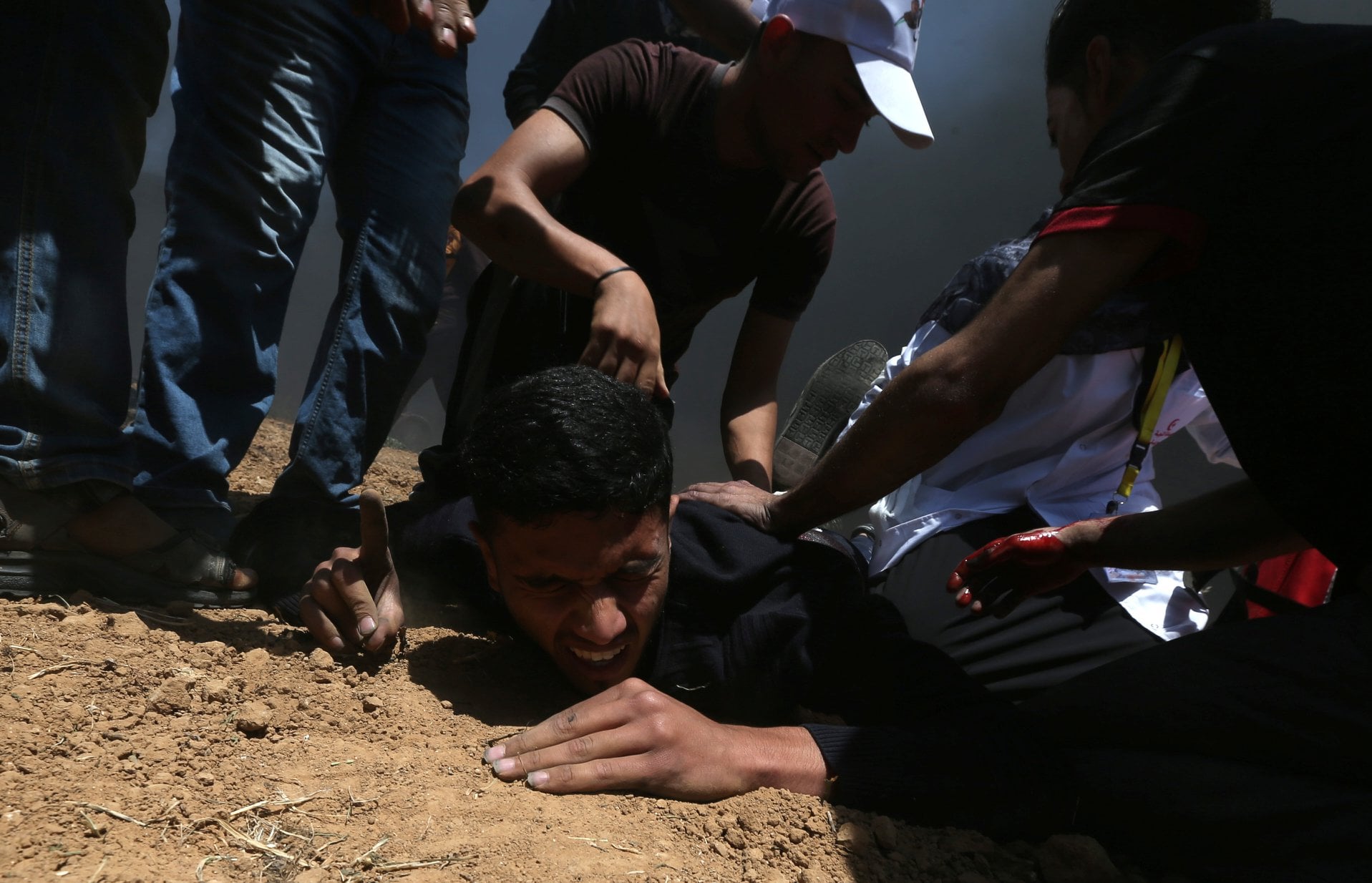 Israelis kill 38 Gaza protesters ahead of US embassy opening in Jerusalem