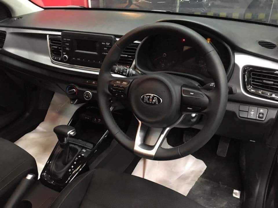 KIA Rio Dashboard