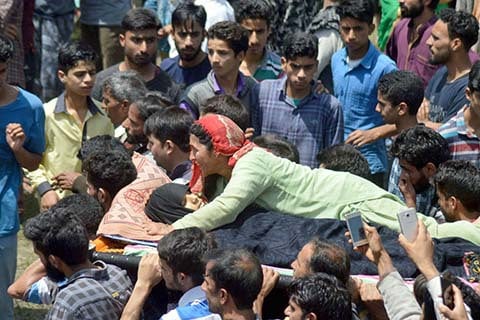 Army firing kills minor girl, 2 youth in Kulgam IoK