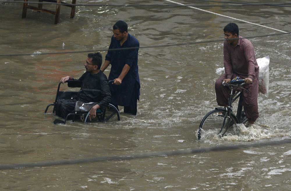 Lahore turned into Venice 300 mm of rain has been recorded