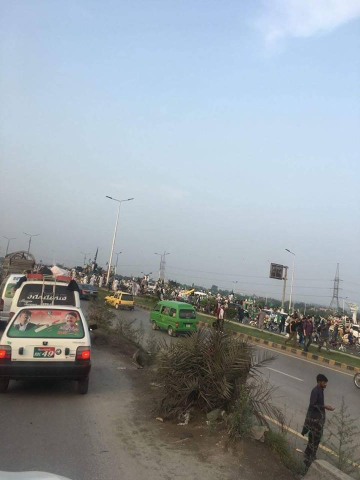 TYLR Rally Traffic blocked at Faizabad Interchange 