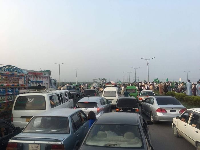 TYLR Rally Traffic blocked at Faizabad Interchange 