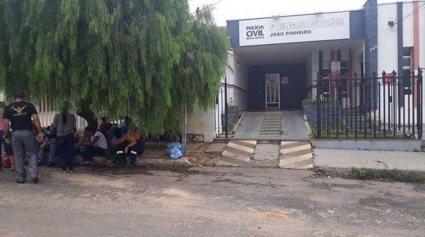  police station where the Angelina Rodrigues and Roberto Gomes da Silva are being held for murder