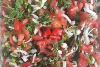 Tomato Salad with Onion (Turkish Salad Recipe)