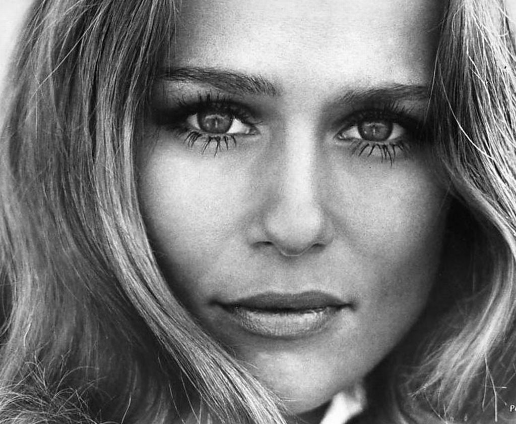 Young Lauren Hutton