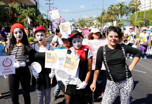 Salvadoran women protest On International Women's Day