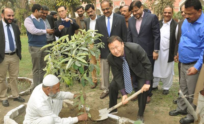 GM Korean Rail Network visits Pakistan Railways HQ