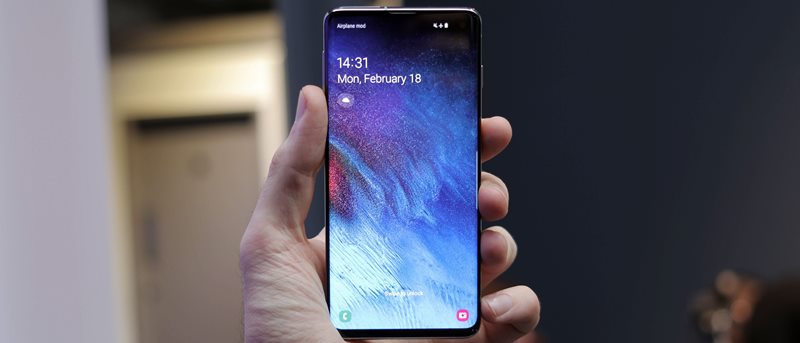 Samsung announced their new Galaxy S lineup with the new S10 and S10 Plus devices today. The company also unveiled the Galaxy Fold, its first foldable smartphone.