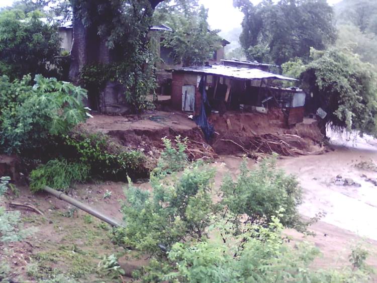 hundreds of houses were damaged by mud-falls and rockfalls