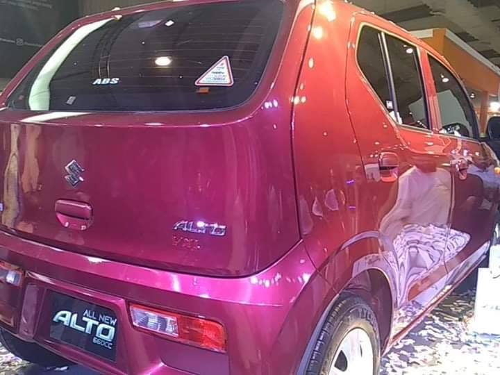 Suzuki Alto 660cc at the Pakistan Auto Parts Show (PAPS)