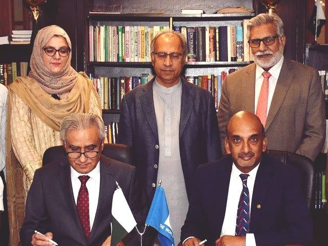 Pakistan & World Bank signs loan agreement worth US $ 918 million 
