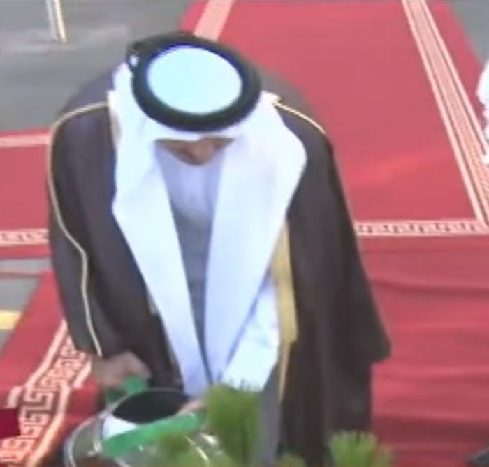  Emir of Qatar  Sheikh Tamim bin Hamad Al Thani planting tree sapling 