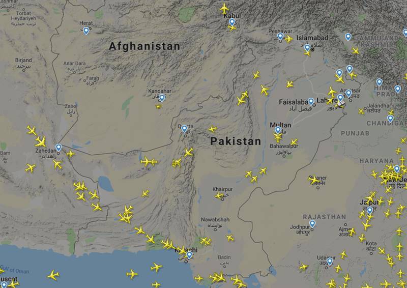 Pakistan opens its airspace for all types of civil traffic