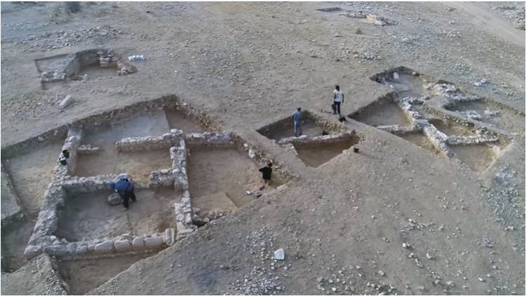 Archaeologists  Discover 1200-year-old Mosque In Israel