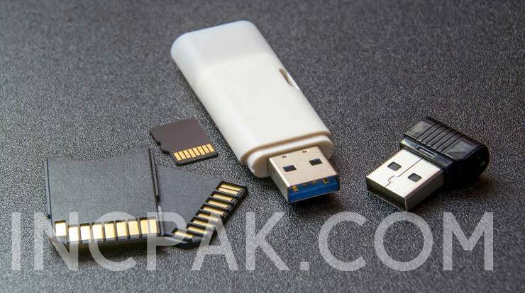How to delete data from Memory Card and USB Stick? 