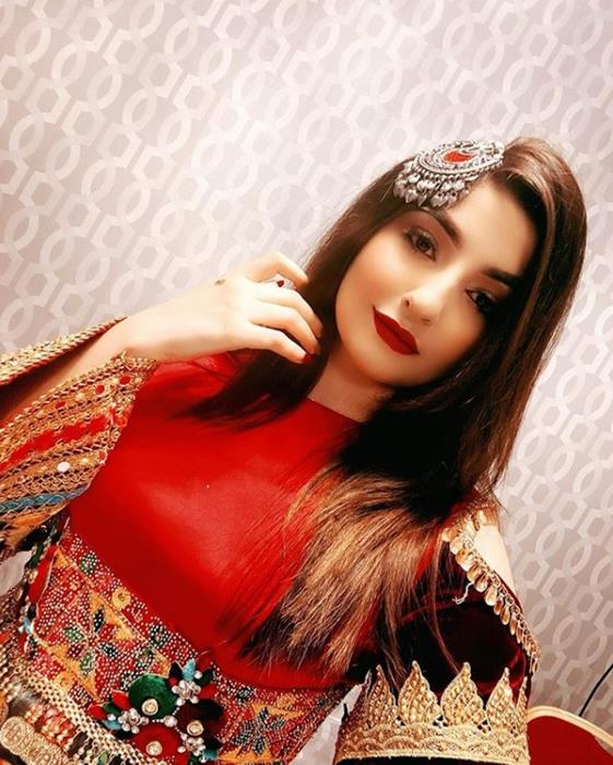 Pashto singer Gul Panra TikTok dance video goes viral - INCPak