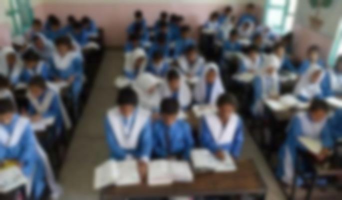 Schools reopen Pakistan