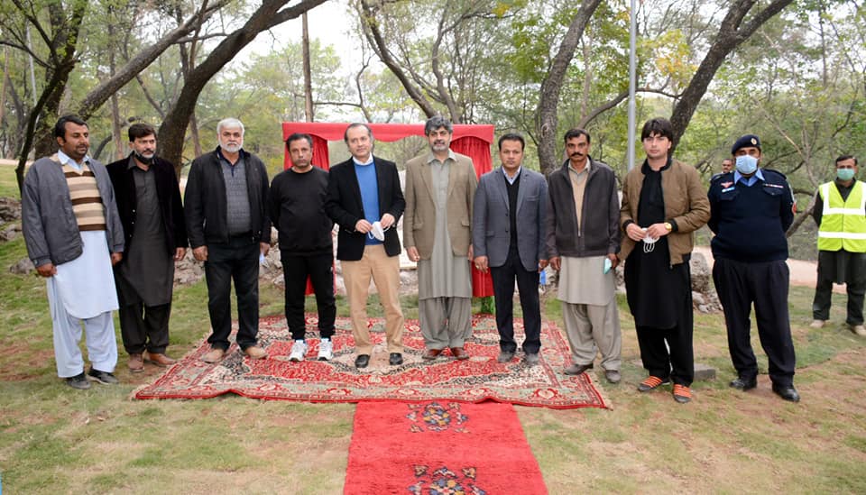 CDA Chairman inaugurates Family Park and Kawal Lake in Islamabad 