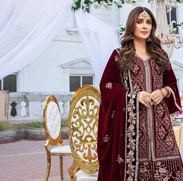 Ayeza Khan, Ayeza Khan Pictures, Ayeza Khan Photoshoot