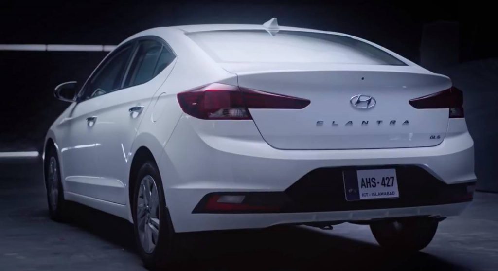 Hyundai Elantra Pakistan, Hyundai Elantra, Hyundai Elantra in Pakistan, Hyundai Elantra Launched, Hyundai Elantra Price, Hyundai Elantra Price in Pakistan