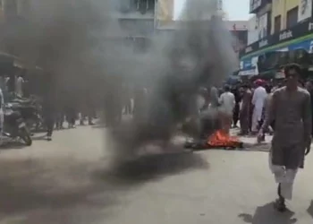 Protests Samsung, Samsung Protests, Samsung Pakistan, Samsung, Samsung Blasphemy
