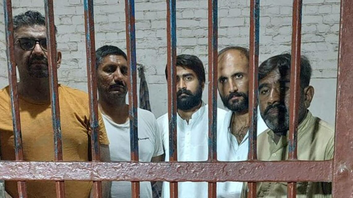 Justice For Khadija, #JusticeForKhadija, Faisalabad Incident, Faisalabad Viral Video, Faisalabad Girl, Sheikh Danish, Ana Ali Sheikh, Rukhsana Qamar, Khadija Mehmood