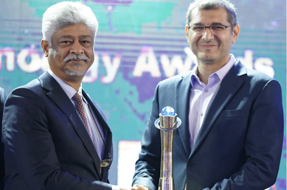 Meezan Bank wins first prize at The Institute of Chartered Accountants of Pakistan’s (ICAP) Digital Technology Awards