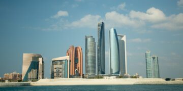 Abu Dhabi Announces Yas Canal Housing Project