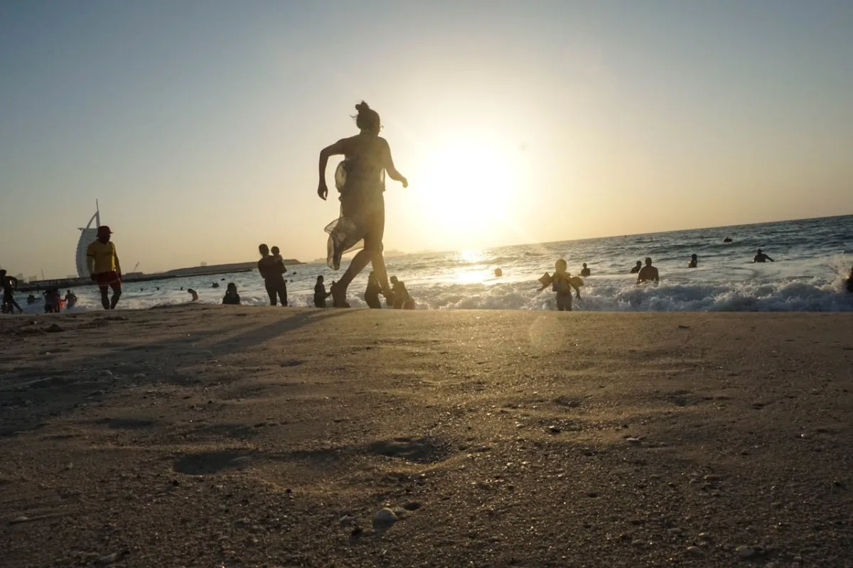 Dubai Closes Beaches, Parks and Markets Due to Bad Weather Conditions