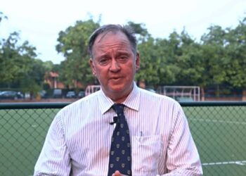 Aitchison College Staff Protests Principal Thompson's Resignation
