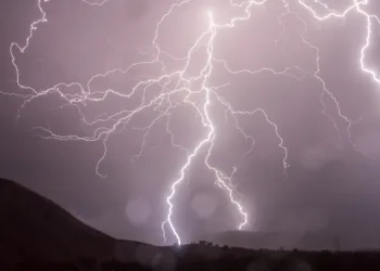 Heavy Rains in Oman kill 19 People, Including Children