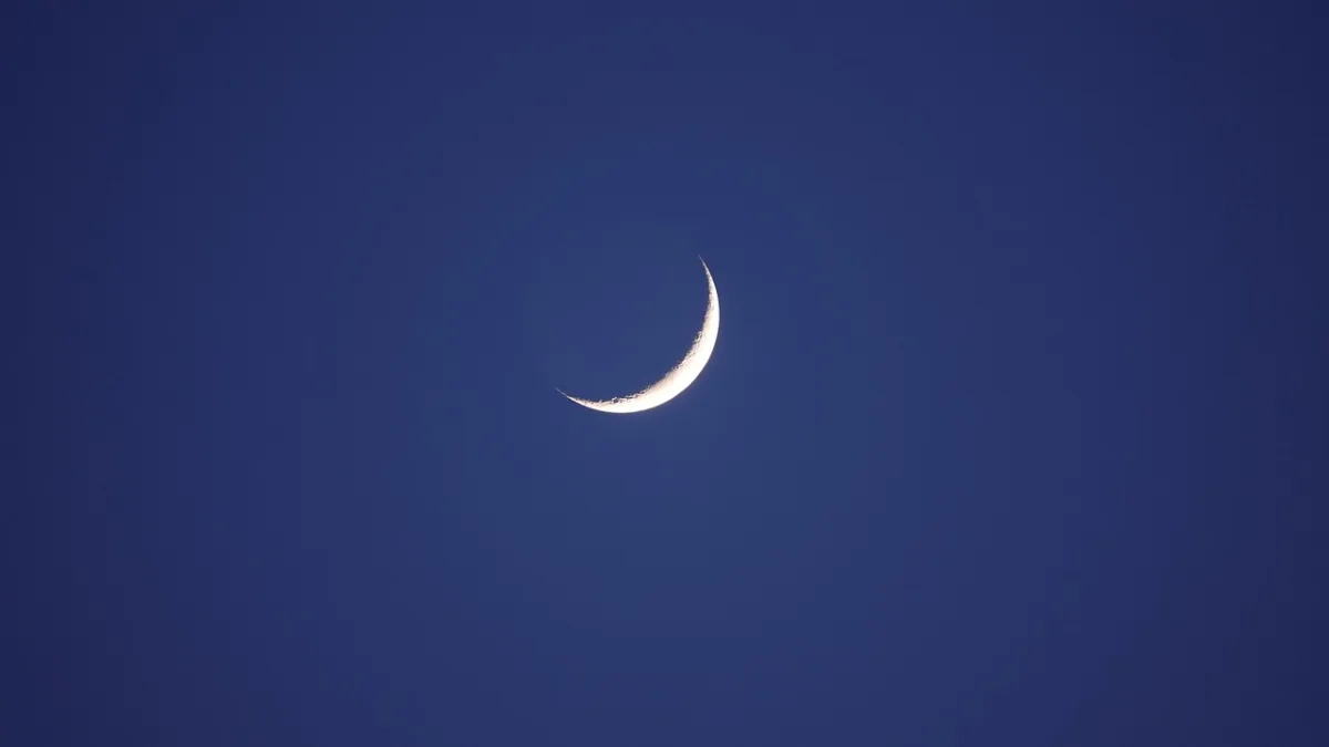 UAE Announces Eid Al-Fitr on Wednesday After Shawwal Moon Not Sighted