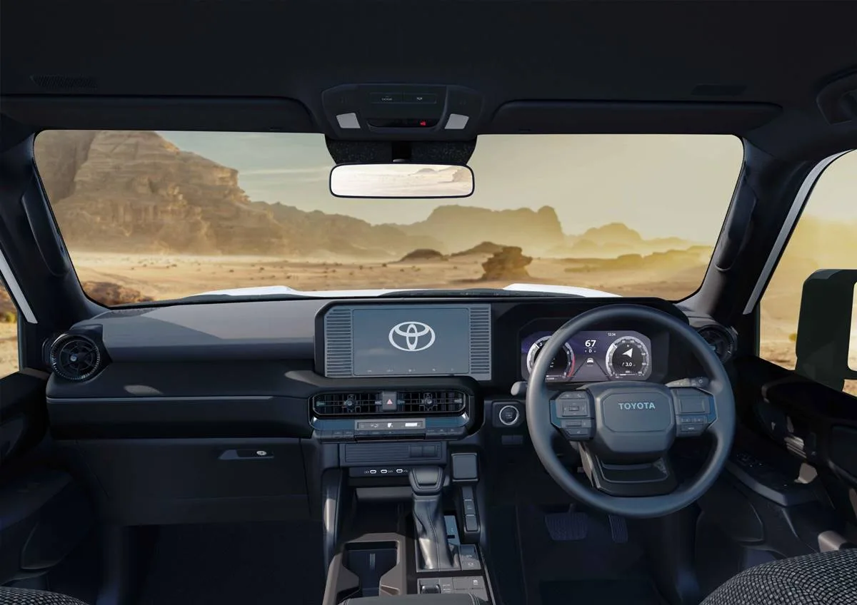 Toyota Land Cruiser Prado Interior