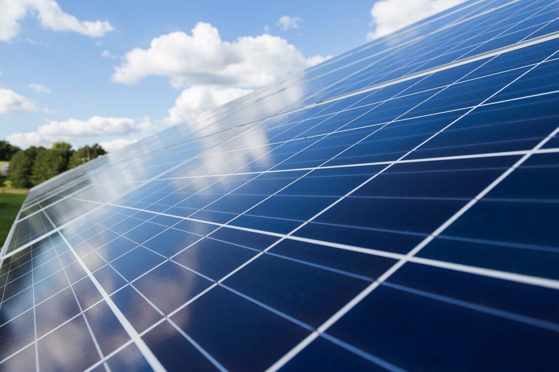 ECC Slashes Solar Buyback Tariff to Rs10/unit