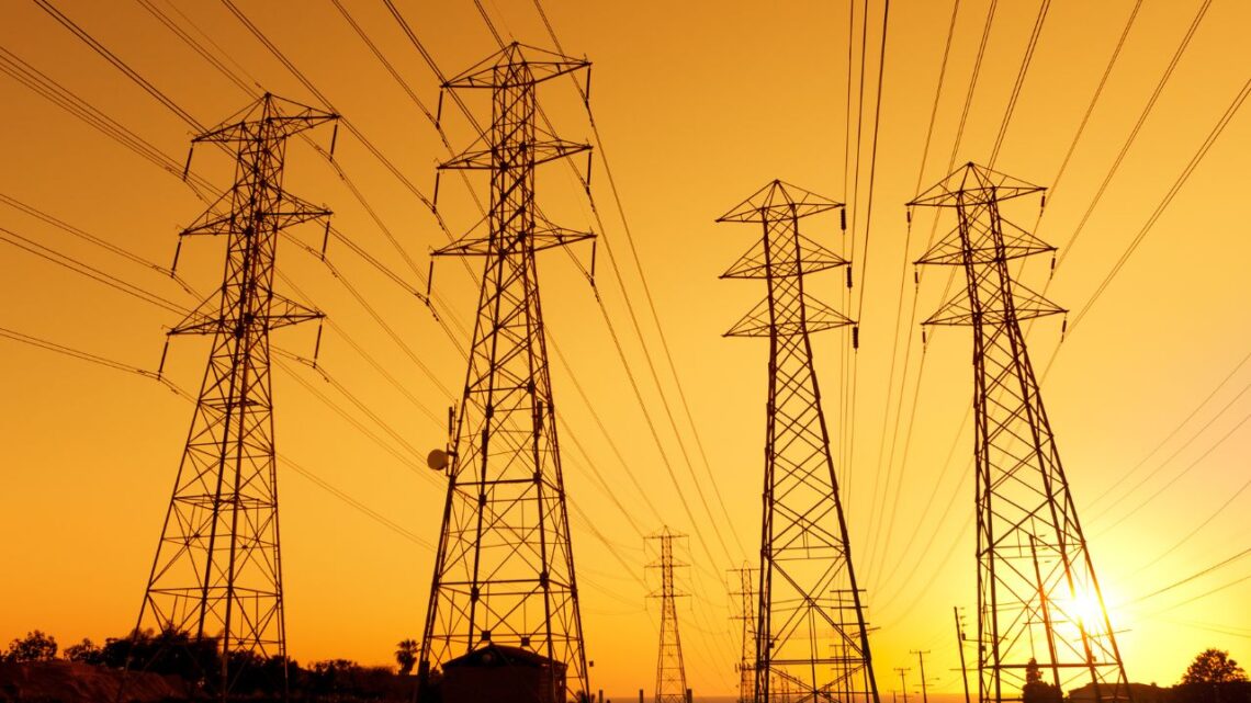 PM Sharif Announces Rs. 7.59 Per Unit Reduction in Electricity Prices