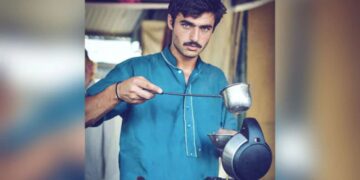 Arshad Khan Chaiwala in trouble