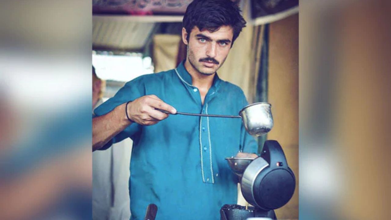 Arshad Khan Chaiwala in trouble